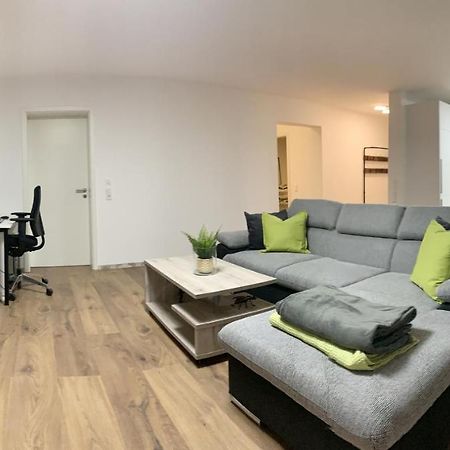 Firmen & Ferienwohnung Brecht 1 Waibstadt ภายนอก รูปภาพ